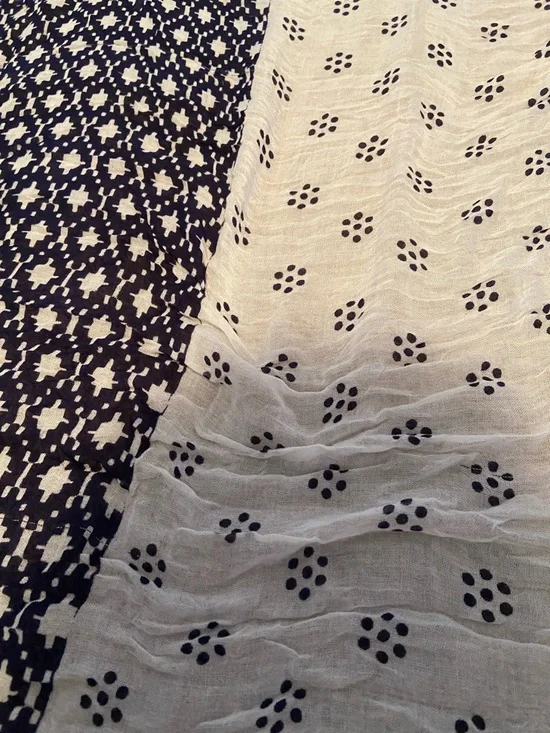 Patterned Scarf - Picture 4 of 4